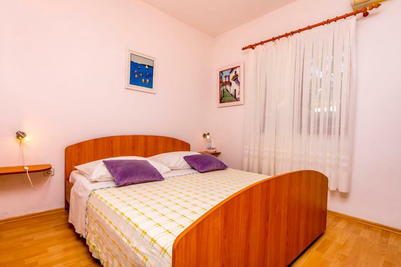 Apartments Bozo ราชานิ ภายนอก รูปภาพ